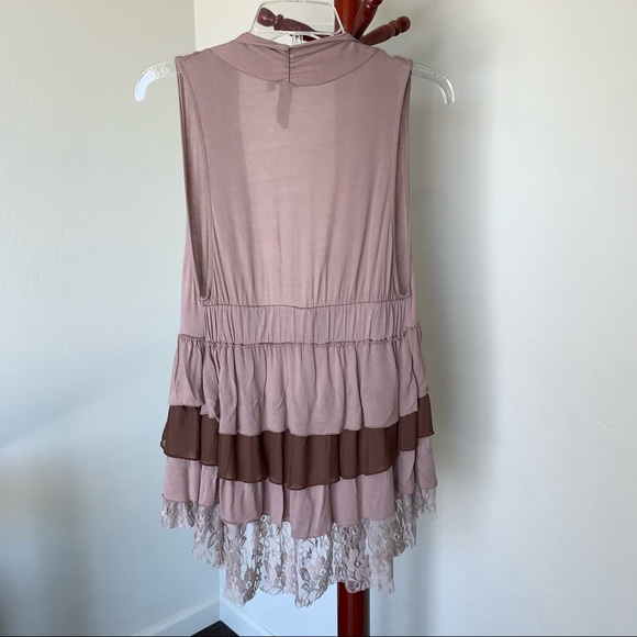 BKE Boutique Boho Laced Vest | M - Picture 4 of 5